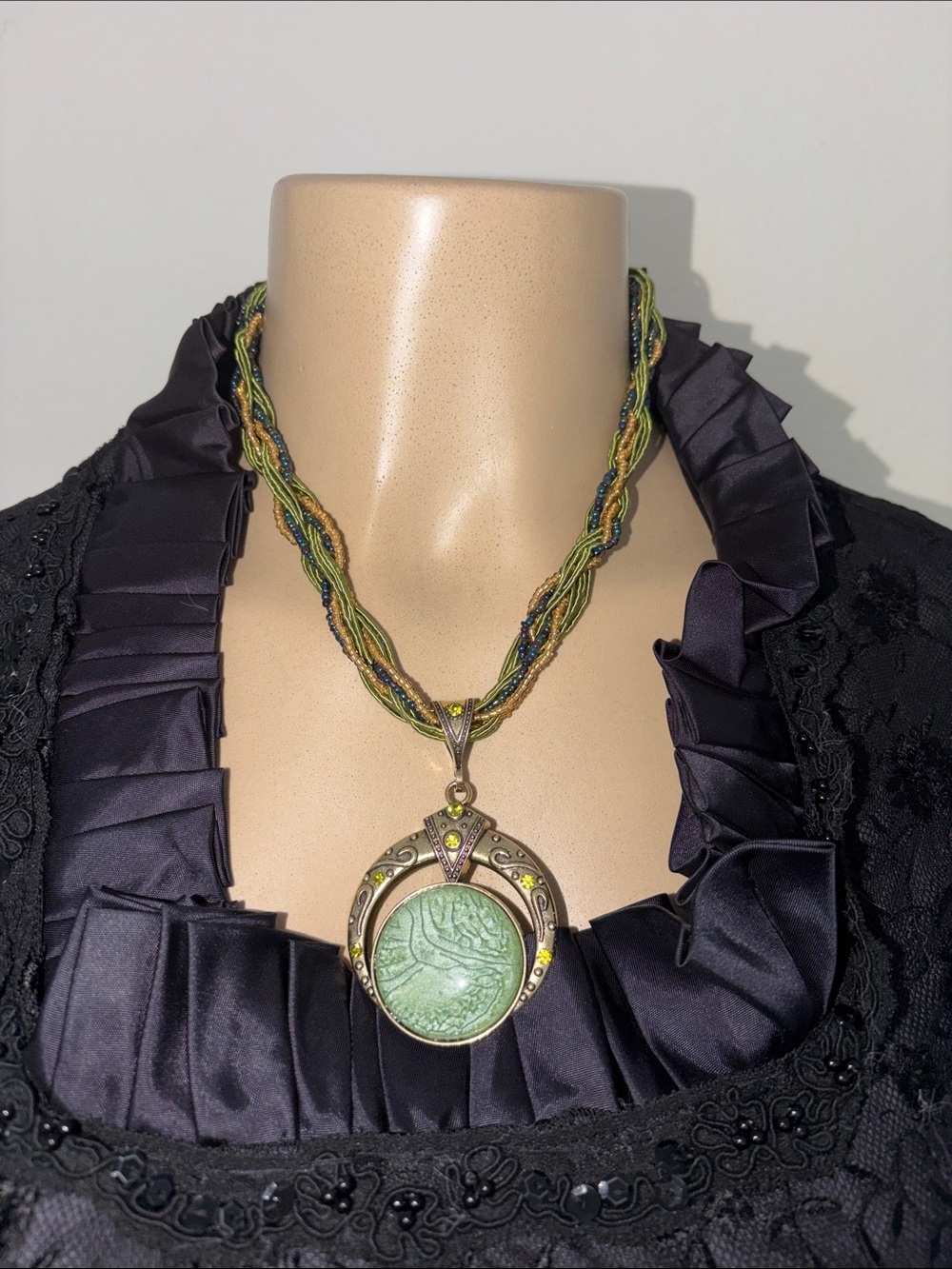 Reversible 2 in 1 Olive Green Stone Pendant Necklace with Multi-Strand Beaded